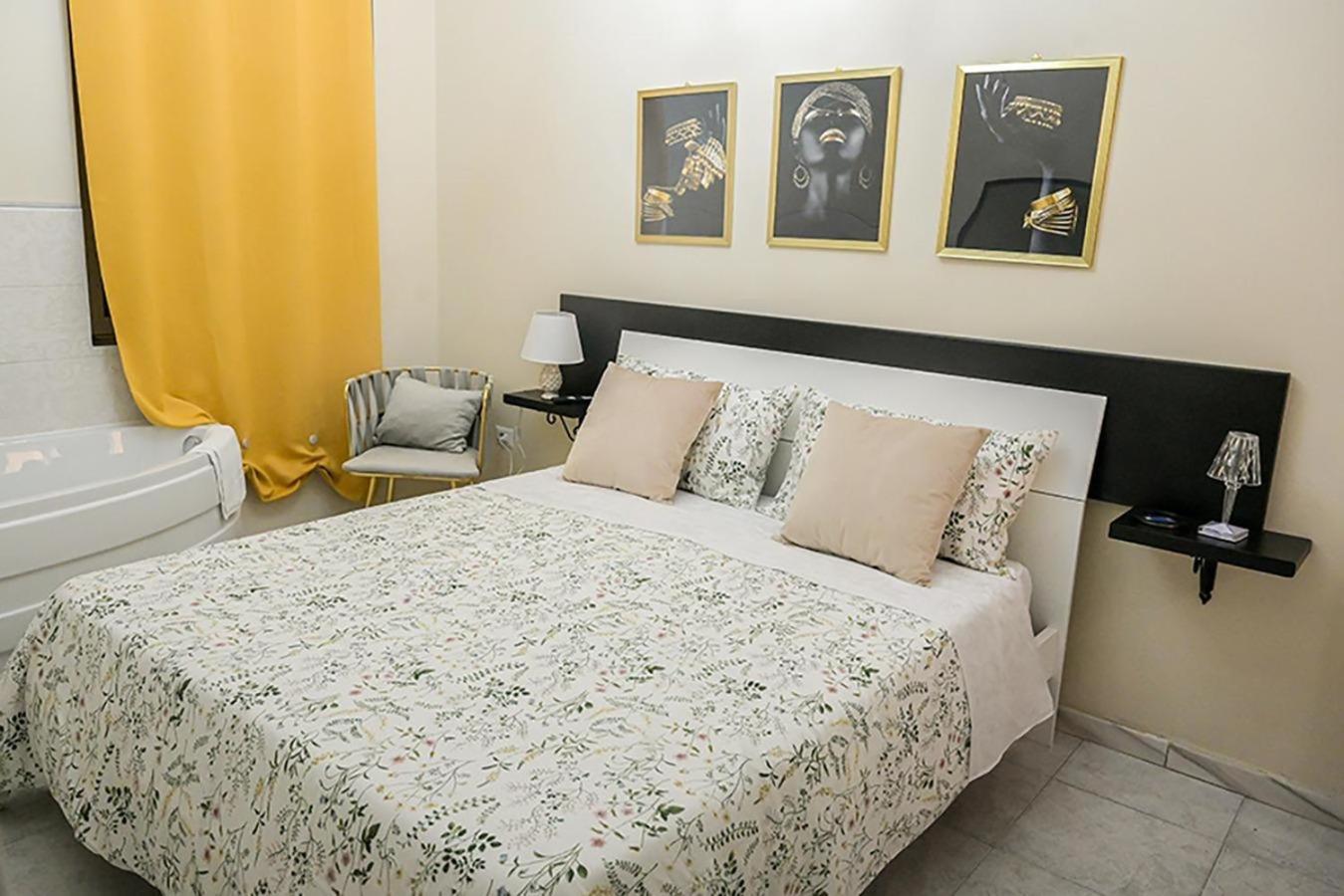 Suisse Hotel กาแซร์ตา ภายนอก รูปภาพ
